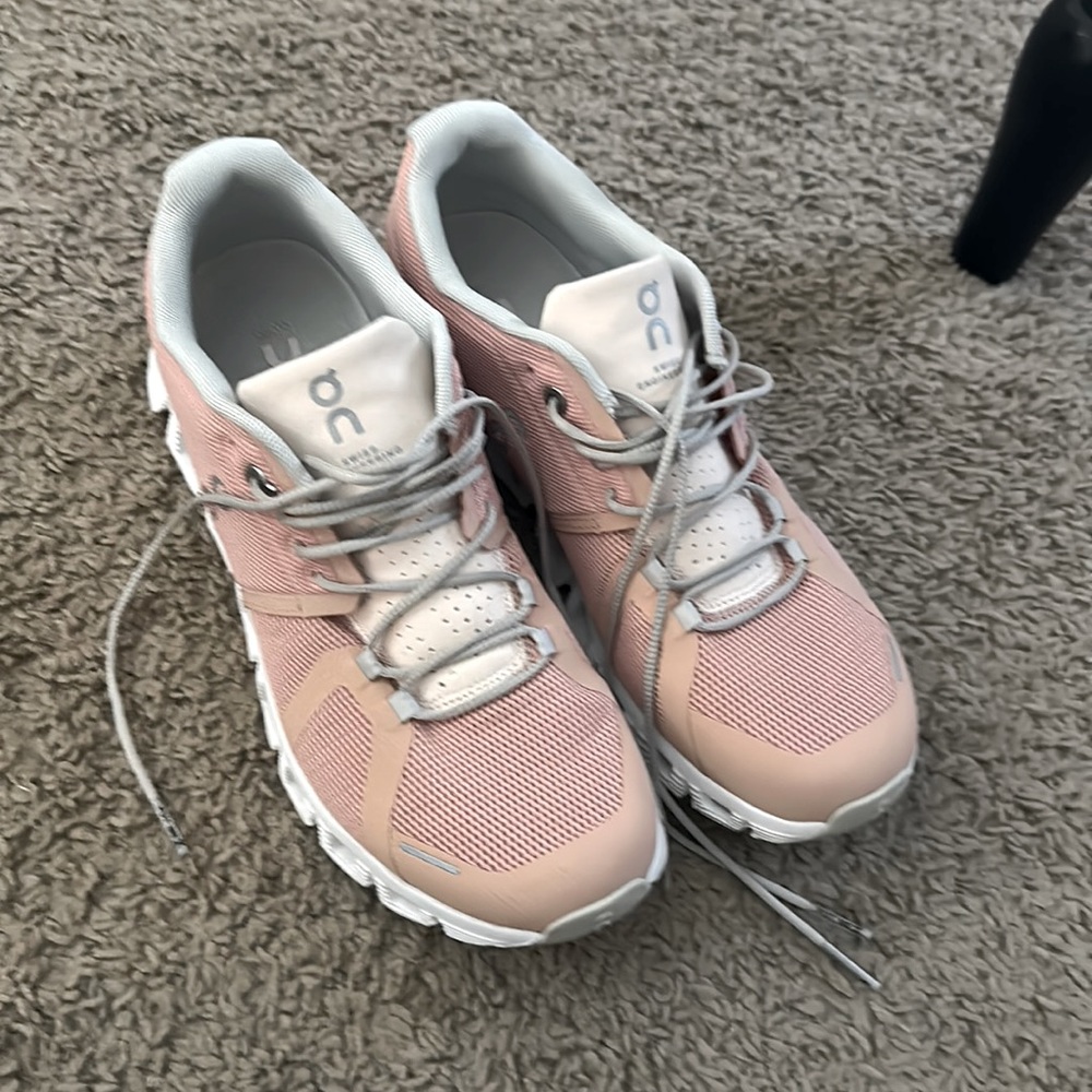 Ladies On Cloud Pink Sneakers